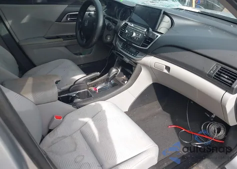 2015 Honda Accord Lx z USA, uszkodzony, nr VIN 1HGCR2F33FA167358